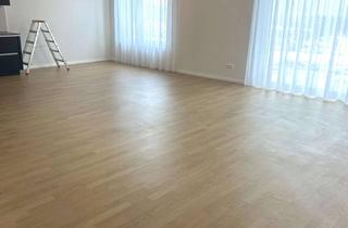 Wohnung mieten in Reinhold-Maier-Str. 12, 74523 Schwäbisch Hall, Helle moderne EG-Wohnung in guter Lage: Garten, 4 Zimmer, top Ausstattung