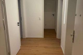 Wohnung mieten in Harald-Hamberg-Straße 42, 97422 Hochfeld-Steinberg, Renovierte 3-Zimmer-Wohnung mit Balkon im 1. OG in Schweinfurt-Hochfeld-Steinberg