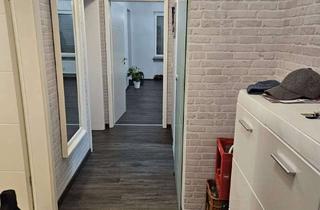 Wohnung mieten in Heinrichstraße 18, 64625 Bensheim, 2 Zimmer, Küche, Bad, Balkon, Keller, Kfz Abstellplatz