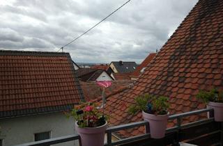 Wohnung mieten in Friedhofstraße 10, 65205 Nordenstadt, Attraktive 2-Zimmer-DG-Wohnung mit Balkon und EBK in Wiesbaden