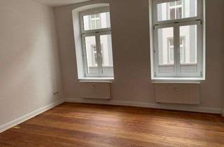 Wohnung mieten in Lübecker Str. 49, 19053 Paulsstadt, Frisch sanierte 3 Zimmer Wohnung mit Einbauküche und Kamin