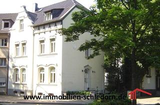 Villa kaufen in 46145 Sterkrade-Mitte, Jugendstilvilla! 3 Familienhaus der Extraklasse - komplett saniert in OB- Sterkrade!