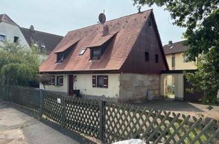Haus kaufen in 90427 Nürnberg, Exklusives Denkmalschutzobjekt in Toplage von Nürnberg-Großgründlach: