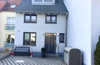 Einfamilienhaus kaufen in 76351 Linkenheim-Hochstetten, Modernes Einfamilienhaus mit Einliegerwohnung und Garten