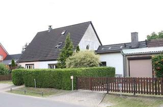 Haus mieten in Staße Der Jungen Pioniere 70, 16767 Leegebruch, DHH mit Pool