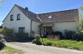 Anlageobjekt in 28790 Schwanewede, Viel Potential - Teilvermietetes Zweifamilienhaus inkl. Baugrundstück in Schwanewede!/Faktor 16