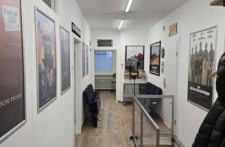 Anlageobjekt in 70619 Sillenbuch, Attraktive Geschäftsräume in gepflegtem Wohn- und Geschäftshaus zentral in Sillenbuch