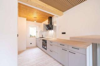 Wohnung kaufen in 96215 Lichtenfels, Frisch renoviert! Modern und gemütlich! 2 Zimmerwohnung in Lichtenfels + Einbauküche inklusive!