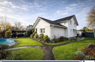 Einfamilienhaus kaufen in 12623 Berlin, Attraktives Einfamilienhaus mit Pool und Einliegerwohnung in Mahlsdorf-Süd