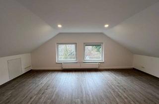 Wohnung kaufen in 57223 Kreuztal, Sanierte 2-Zimmer-Eigentumswohnung mit Terrasse, Garten & Garage in Kreuztal-Fellinghausen