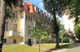 Wohnung kaufen in 13125 Buch, Bezugsfreie Dachgeschosswohnung mit großzügigem Sonnenbalkon und eigenem Stellplatz