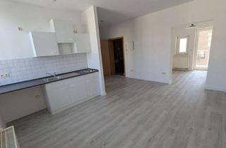 Wohnung kaufen in 08527 Südvorstadt, Südvorstadt Plauen: Großzügige 1 Zimmer-Wohnung mit Südbalkon