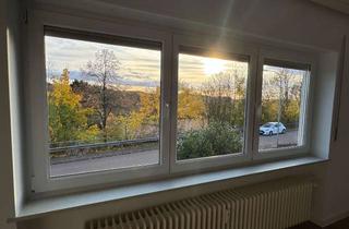 Wohnung mieten in 66571 Eppelborn, Helle 3,5-Zimmer-Wohnung mit Hinterhofterrasse (76qm) im EG in Eppelborn Hierscheid