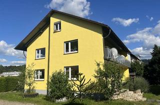 Wohnung mieten in Todtnauer Str., 79115 Wiehre, Schöne, helle & ruhige 4-Zimmer-Wohnung mit Terrasse und Einbauküche in Freiburg