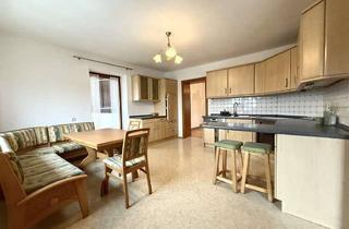 Wohnung mieten in 93104 Sünching, Gepflegte 3-Zimmer-Wohnung mit Balkon und Garage