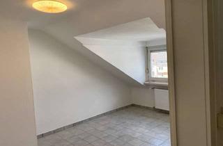 Wohnung mieten in Franziskanerstr. 15, 53113 Bonn, Möblierte Helle 2-Zimmer Dachgeschosswohnung in Bonn-Zentrum zu vermieten