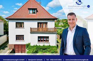 Haus kaufen in 39240 Calbe, Zweifamilienhaus im Stadtvillenstil mit großzügigem Grundstück und Wellnessbereich!