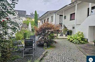 Mehrfamilienhaus kaufen in 53919 Weilerswist, Attraktive Kapitalanlage: Gepflegtes Mehrfamilienhaus im Herzen von Weilerswist