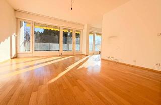 Wohnung kaufen in 82319 Starnberg, Ruhiges Wohnen am Landschaftschutzgebiet - 82319 Starnberg - Große sonnige Süd-Loggia – Schwimmbad und Sauna inklusive!