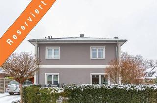 Villa kaufen in 28816 Stuhr, RESERVIERT! Moderne Stadtvilla mit vielen Highlights in attraktiver Wohnlage von Stuhr-Varrel!