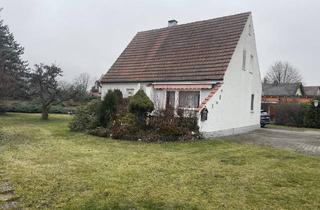 Haus kaufen in 92720 Schwarzenbach, Sanierungsbedürftiges Wohnhaus aus den 1930er Jahren auf großzügigem Grundstück!