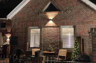 Haus kaufen in 26736 Krummhörn, Krummhörn - Barrierefreie SENIORENWOHNUNG für 3 Parteien