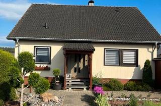 Einfamilienhaus kaufen in 78052 Villingen-Schwenningen, Villingen-Schwenningen - Gepflegtes Einfamilienhaus mit großem Garten & Garage in VS.