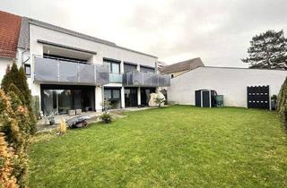 Wohnung kaufen in 73230 Kirchheim, Kirchheim- Nabern - Für Ihre Familie! Erdgeschosswohnung mit eigenem Garten