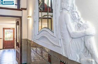 Wohnung kaufen in Friedrichshaller Straße 18, 14199 Berlin, Berlin - Vermietete Dachgeschosswohnung am Kolberger Platz