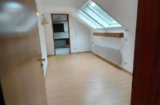 Wohnung mieten in 75339 Höfen, Helle 3,5-Zimmer Dachgeschosswohnung in Höfen an der Enz mit Südterrasse und Balkon