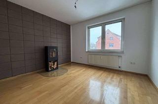 Wohnung mieten in Wendete Str. 37, 31157 Sarstedt, Ruhig gelegene 3 Zimmerwohnung mit Balkon, Garage und Kamin