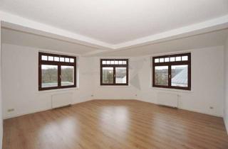 Wohnung mieten in Max-Pechstein-Straße 75, 08056 Zwickau, Gemütliche 1-Raum-Dachgeschosswohnung mit Ausblick