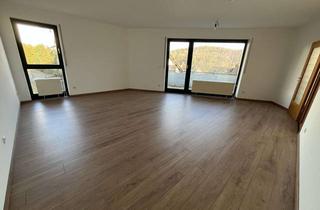 Wohnung mieten in Am Hammersberg 37, 66280 Sulzbach, Erstbezug nach Komplettrenovierung: 2 ZKB-Wohnung mit neuer EBK, Balkon, TG-Stellplatz in Sulzbach