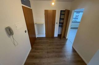 Wohnung mieten in 56598 Rheinbrohl, Renovierte 3-Zimmer-Wohnung mit 2 Balkonen in Rheinbrohl