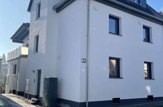 Wohnung mieten in Traisaer Weg 12, 64380 Roßdorf, Moderne 1-Zimmer-Dachgeschosswohnung mit ca. 45 m² und Empore in Roßdorf