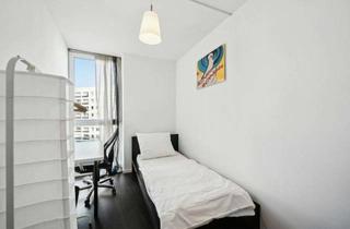 WG-Zimmer mieten in Bernhard-Weiß-Straße, 10178 Mitte, Bernhard-Weiß-Straße, Berlin