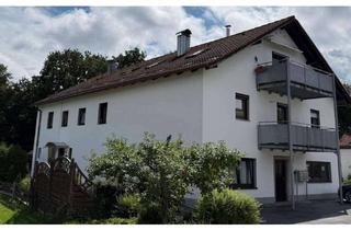 Haus kaufen in Egg 53, 94505 Bernried, Wohn-/Geschäftshaus mit PV Anlage in Schloß Egg - Bernried