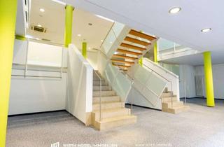 Gewerbeimmobilie kaufen in 97421 Altstadt, Großflächige gewerbliche Einheit mit vielseitigen Nutzungsmöglichkeiten in Innenstadtlage