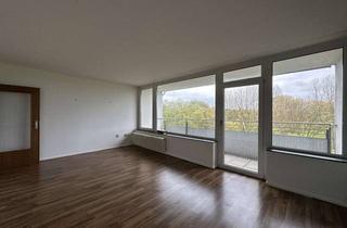 Wohnung kaufen in Hilfarther Straße 51, 41836 Hückelhoven, helle 3-Zimmer-Wohnung mit schönem Panoramablick und großem Balkon
