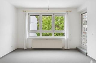 Wohnung kaufen in Leonorenstraße 20, 12247 Lankwitz, Bezugsfreie Wohnung in grüner Wohnlage von Steglitz: Perfekter Grundriss mit sonnigem Balkon!