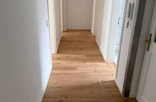 Wohnung mieten in 08393 Meerane, Schöne 3-Zimmerwohnung (1. OG) mit gehobener Ausstattung nahe Wilhelm-Wunderlich-Park in Meerane