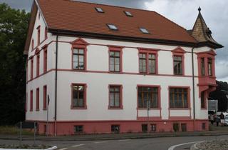 Wohnung mieten in Wehrerstrasse 17, 79650 Schopfheim, Ansprechende denkmalgeschützte und sanierte 4-Zimmer-Wohnung zur Miete mitten in Schopfheim