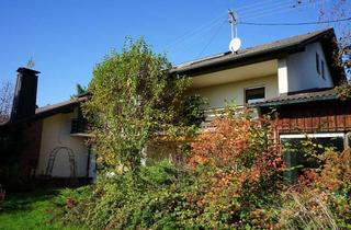 Villa kaufen in 86869 Oberostendorf, NEU! Liebenswerte Landhausvilla - sucht neuen Eigentümer!