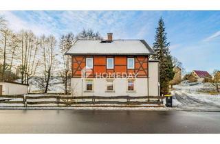 Einfamilienhaus kaufen in 09600 Oberschöna, Familienfreundliches Einfamilienhaus mit 6 Zimmern, Garten, Balkon und Garagen