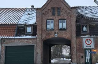 Immobilie mieten in Dorfstraße 30, 24211 Lehmkuhlen, Erstbezug nach Sanierung: 4-Zimmer-Wohnung in Lehmkuhlen