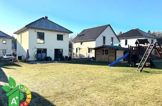 Villa kaufen in 01896 Ohorn, Moderne Stadtvilla in junger EFH-Siedlung – zukunftsorientiert und stilvoll - 20 min bis Klotzsche