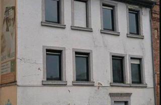 Haus kaufen in 66333 Völklingen, Völklingen - Zwei Familien Haus mit Garage und