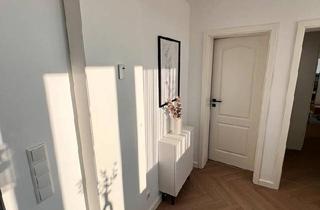 Wohnung kaufen in 33813 Oerlinghausen, Oerlinghausen - Exklusive 4-Zimmer-Wohnung Kernsaniert Südhang Oerlinghausen