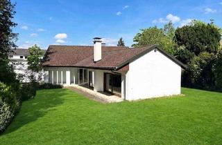 Haus kaufen in 78073 Bad Dürrheim, Bad Dürrheim - Erwecken Sie diesen Wohntraum in begehrter Ortsrandlage wieder zum Leben