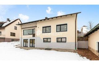 Einfamilienhaus kaufen in 91365 Weilersbach, Weilersbach - Großzügiges Wohnen mit Außenpool, Garage und Einbauküche